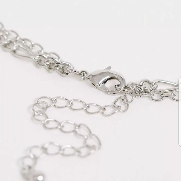 Silver key necklace - Picture 2 of 5